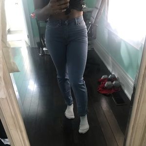 Skinny jeans
